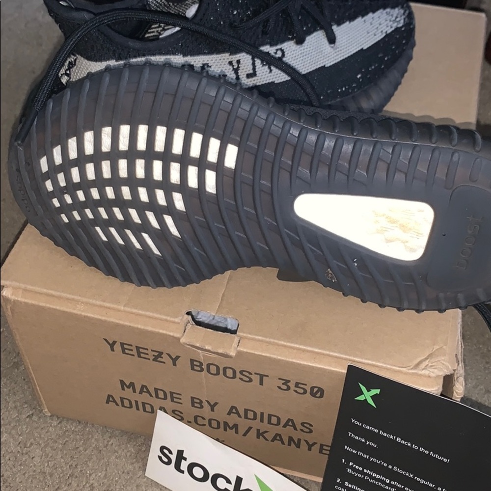 Yeezy Boost 350 V2